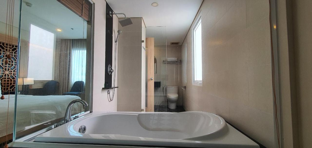 Gemini Saigon Hotel & Apartment Ho Chi Minh City Exterior photo